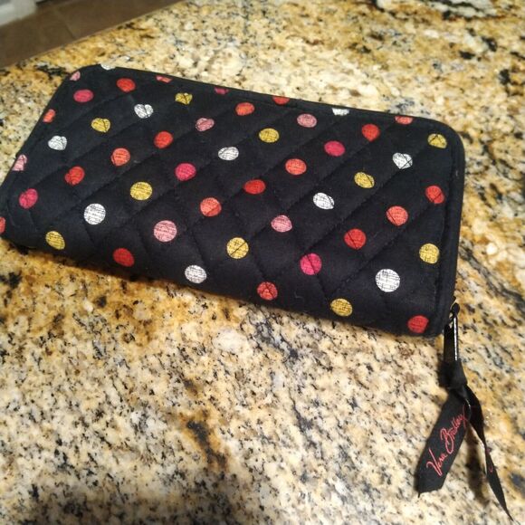 Vera Bradley Zip Around Wallet Havana Dots Floral Black Red/Pink - Picture 1 of 10